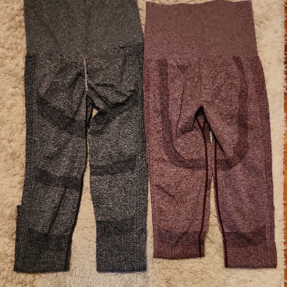 Athletic Booty Pop Gray and Purple Leggings